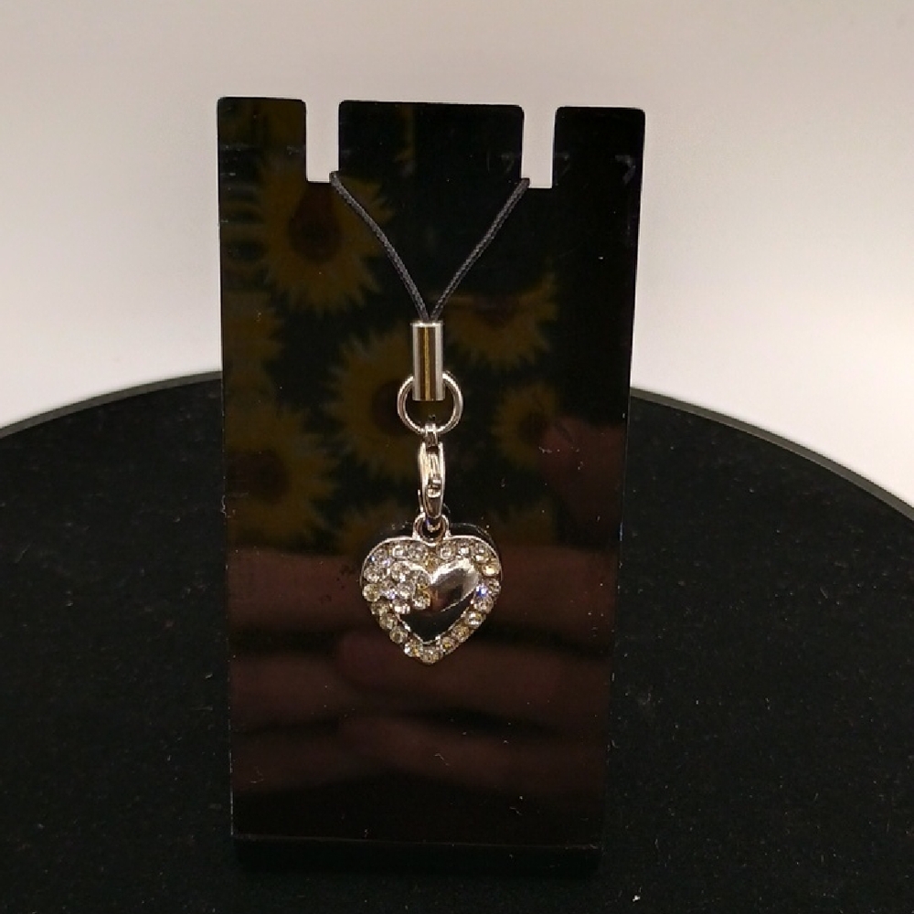 Elegant Silver Heart Cell Phone Charm